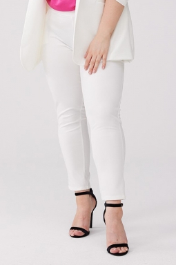 białe spodnie z gumką plus size